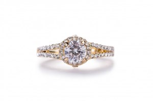 טבעת זהב מדהימה